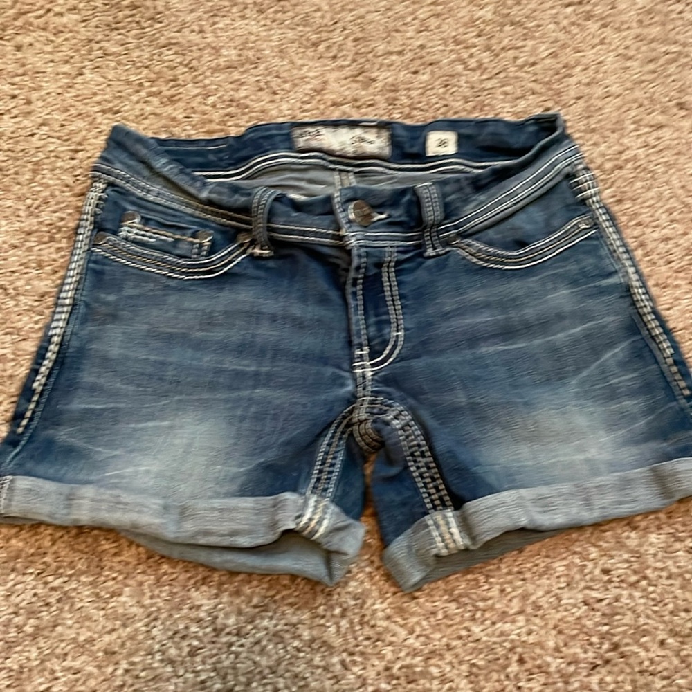 BKE Stella shorts 28